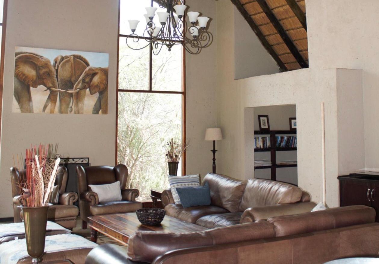 Kgorogoro Lodge 兰斯堡 外观 照片